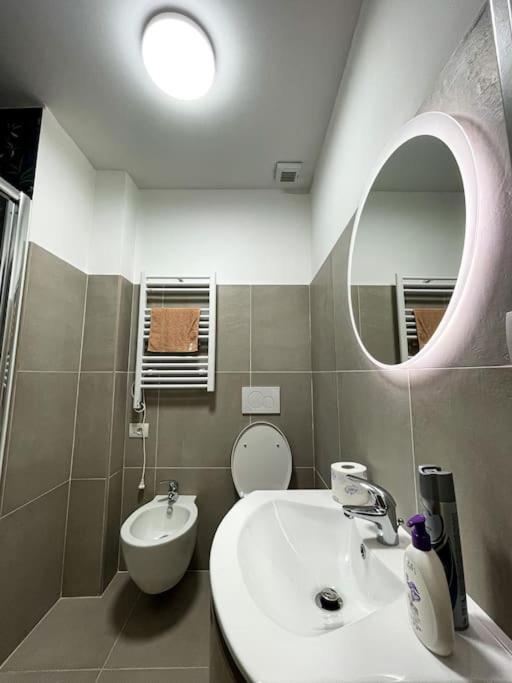 III - Cozy Single Room A มิลาน ภายนอก รูปภาพ