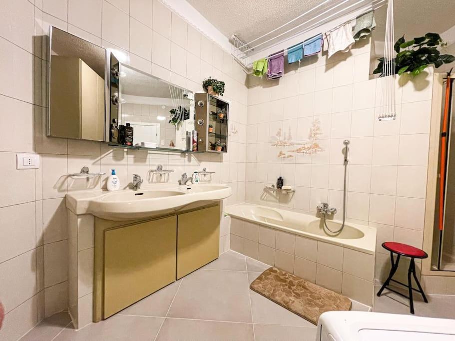 III - Cozy Single Room A มิลาน ภายนอก รูปภาพ